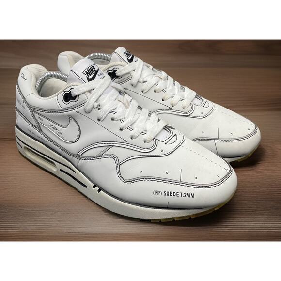 nike sketch to shelf white